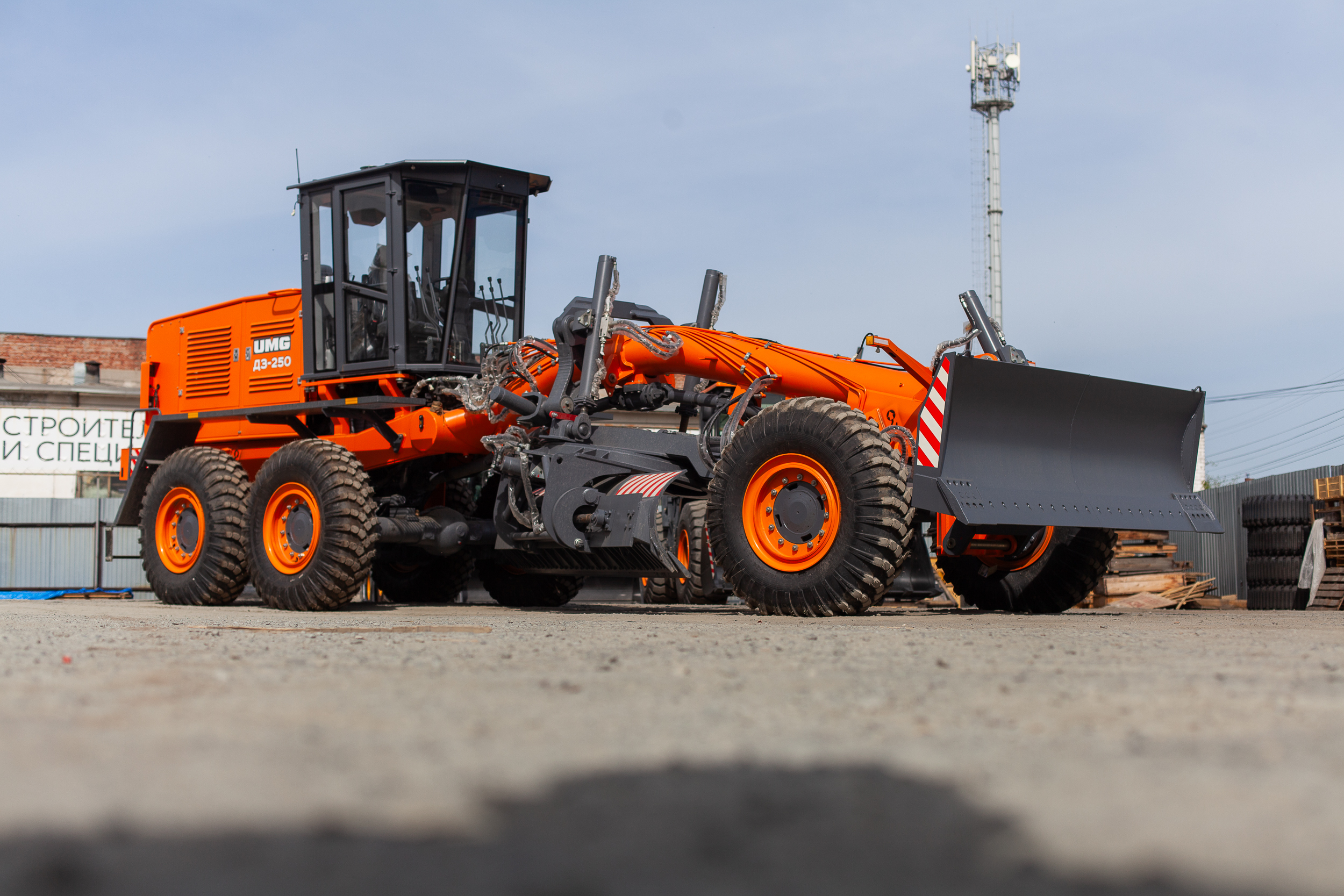 Автогрейдер ДЗ-98 Завод UMG